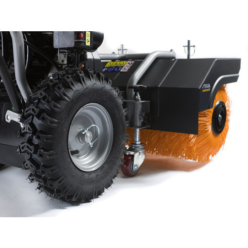 Stiga SWS 800 GE Benzin-Kehrmaschine mit Elektrostart in Gelb mit 80 cm Arbeitsbreite - Bild 2