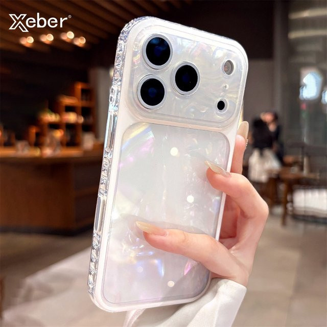 Xeber Handyhülle mit Muschelmuster und Lasergravur für iPhone 15 16 17 Pro Max Plus, stoßfester IMD-Bumper mit KI-gesteuerten Tasten und harter Rückseite in Rot und Weiß - Bild 1