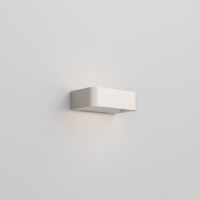 Rotaliana Frame W1 LED-Wandleuchte in Champagner, dimmbar mit dim2warm Technologie (2200K - 3000K) und Up-Down-Lichteffekt - Bild 1