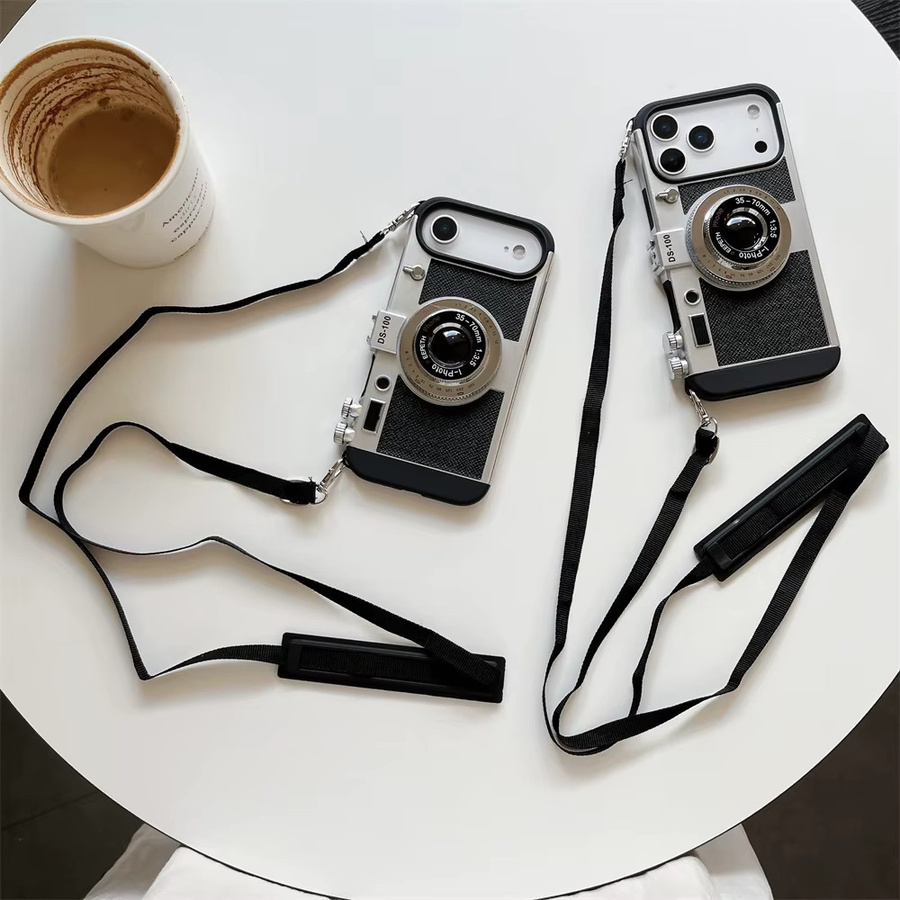 szHAIyu 3D Retro Kamera Handyhülle mit Crossbody Lanyard für iPhone, Farbe: Schwarz - Bild 3
