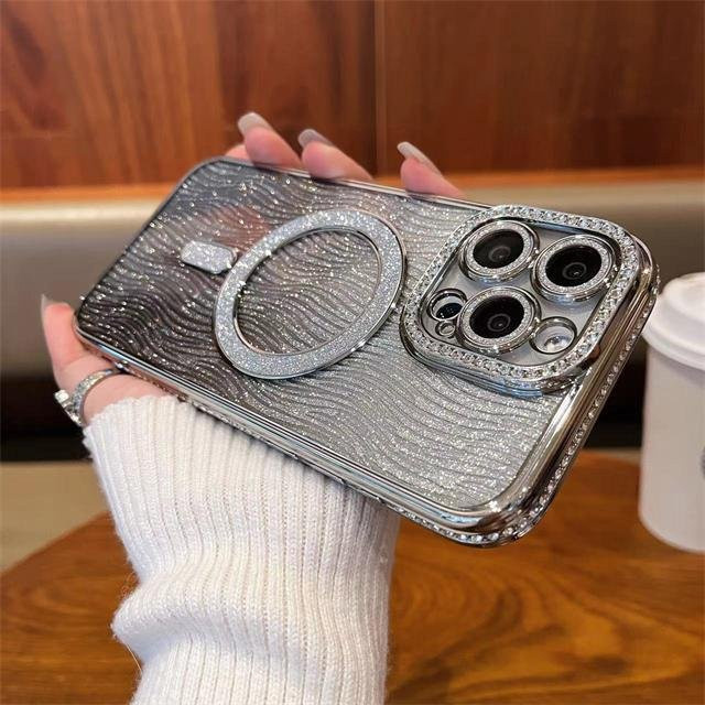 Yiran Luxus Magnetische MagSafe Handyhülle mit Strass und Objektivabdeckung für iPhone 11 bis iPhone 16 Plus in Transparent/Silber - Bild 1