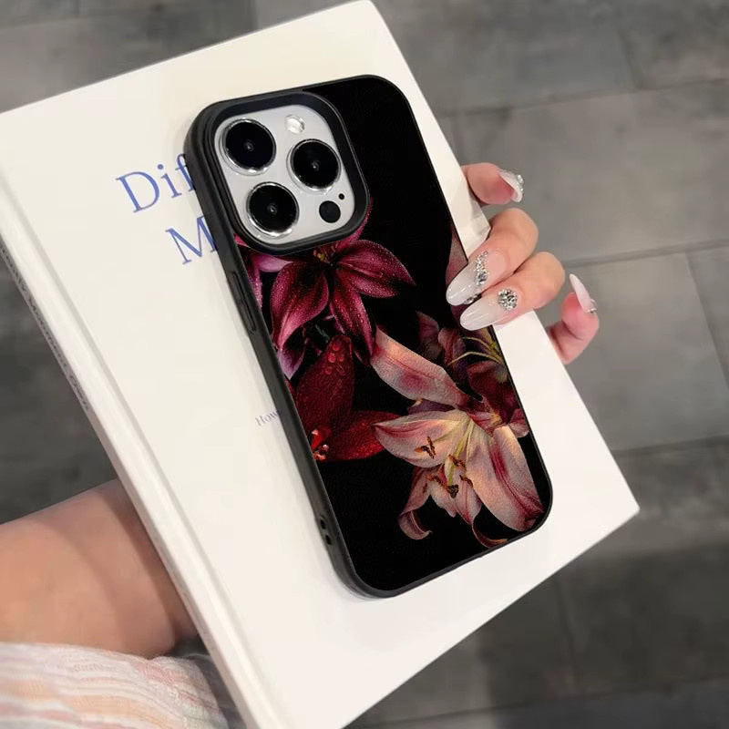 Schutzhülle mit rotem Vintage-Blumenmuster aus TPU für Apple iPhone 17, 16, 15, 14, 13, 12, 11 Pro Max und Air Plus Serien - Bild 2