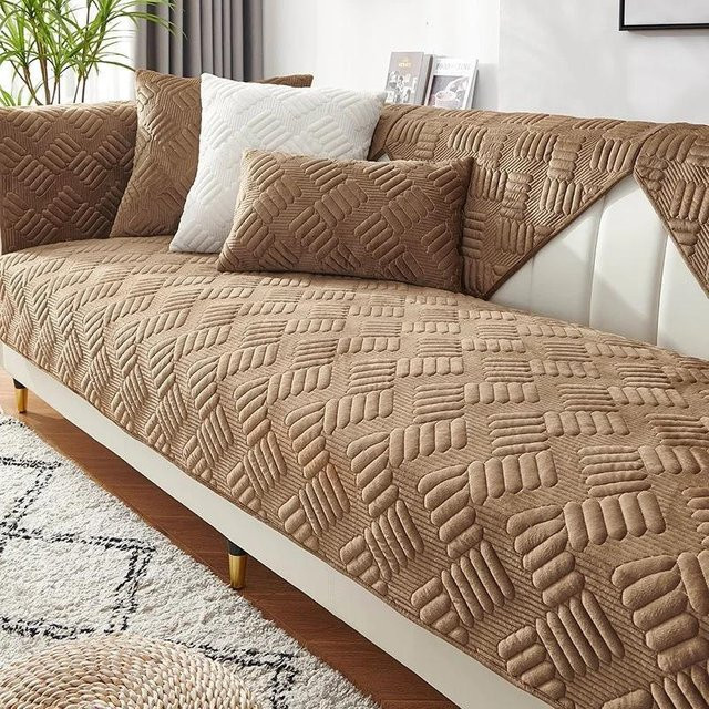 Warme Plüsch Sofa Abdeckung aus Fleece in Beige mit rutschfester Matte und Kissenbezug 45 x 45 cm - Bild 1