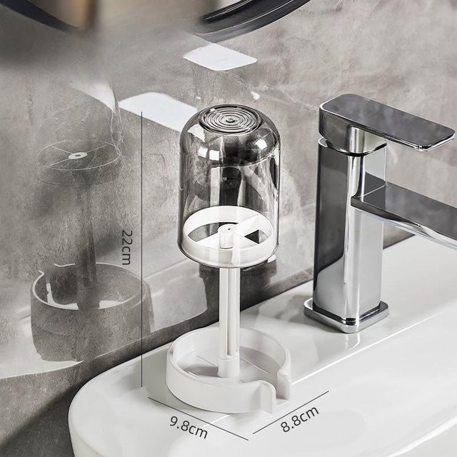 XYNN Zahnbürstenhalter mit Staubschutzhülle und Ablassdesign aus Kunststoff in Grau und Weiß, multifunktionaler Badezimmer-Organizer mit Klebebefestigung - Bild 1