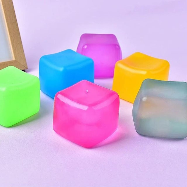 Yiran bag Fidget Eiswürfel Slow Rising Bälle, 1-teiliges Set - Bild 1