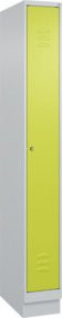 C+P Spind Classic PLUS Garderobenschrank mit Sockel, 1 Abteil, Zylinderschloss und 3 Garderobenhaken, Farbe: Grau oder Grün, H x B x T: 195 x 25 x 50 cm - Bild 1