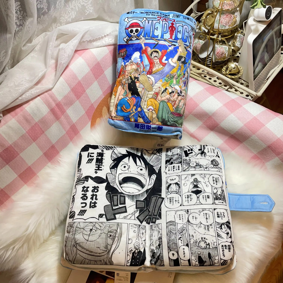 One Piece Manga Buch Plüschkissen mit Luffy Cover-Druck von Bandai, Mehrfarbig - Bild 5