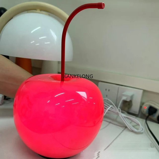 JIANKEXING Kirschglas-Schreibtischlampe in Rot mit USB-Anschluss als dekoratives Nachtlicht für Schlafzimmer und Kinderzimmer, B/T/H: 15,0 x 18,0 x 18,0 cm - Bild 1