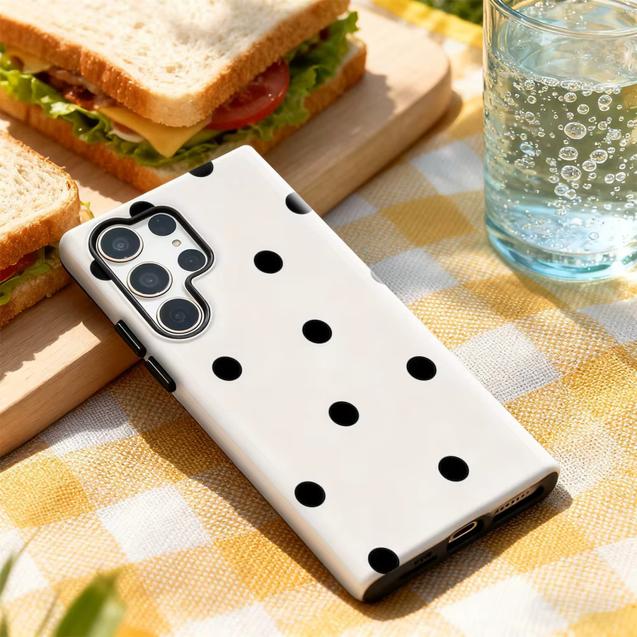 Handyhülle mit unregelmäßigen schwarzen Polka Dots für Samsung Galaxy S25 Ultra, S24 und S23 Ultra Plus in Schwarz-Weiß mit glänzender doppellagiger Rückseite - Bild 2
