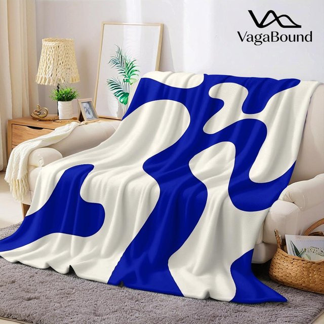 JMG Household Supplies Flanelldecke Blau mit geometrischem Wirbelmuster, weich und warm, B/B: 180 x 230 cm - Bild 1