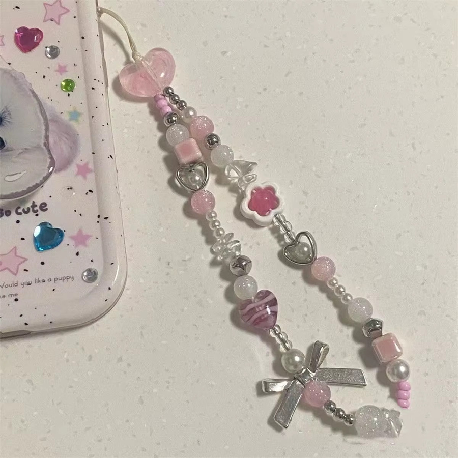 Rosa Liebe DIY Perlen Telefonkette und Kamera-Gurt in Pink als Zubehör für dein Smartphone oder deine Kamera - Bild 2