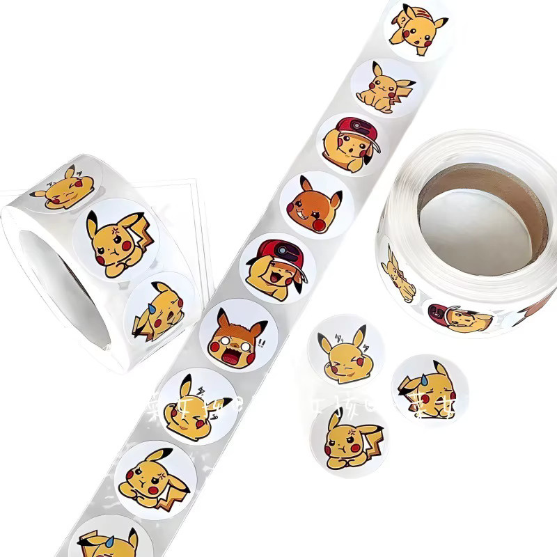 500 Stück Pokemon Pikachu und Charizard Aufkleber von Takara Tomy, runde Kawaii Anime Sticker in Multicolour für Graffiti und Gepäck - Bild 6