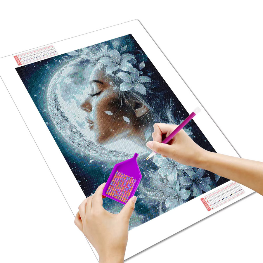 Huacan 5D DIY Diamantmalerei Set Frau am Mond Porträt-Landschafts-Illustration mit runden Diamanten, Breite: 30,0 cm, Höhe: 20,0 cm - Bild 2