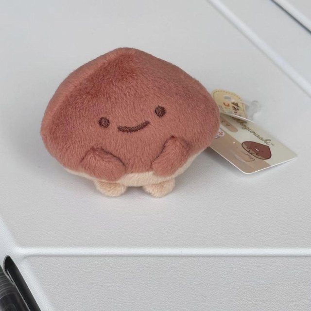 Yiran toy Sumikko Gurashi Onigiri Kastanie, Plüschtier, ab 18 Jahre - Bild 1