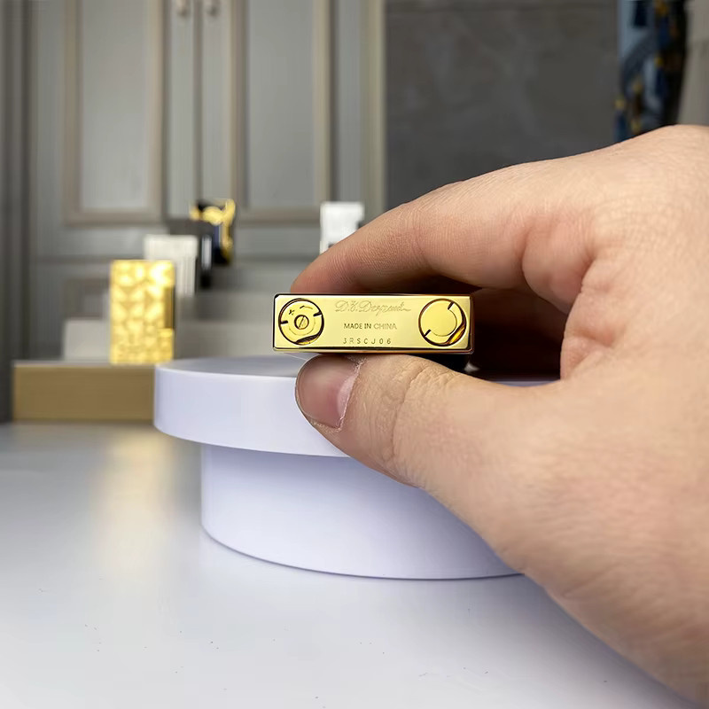 Langsheng Kupferfeuerzeug in Gold mit Stahl-Sound-Schleifscheibe im Vintage-Design - Bild 3
