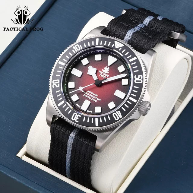 Tactical Frog Armbanduhr, Automatik, Titan, 42 mm, Herren - Bild 1