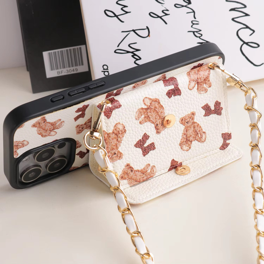 Kunstleder-Brieftaschenhülle mit Bärenmuster für iPhone 17, 16, 15 inklusive Kartenhalter, Spiegel und Umhängetasche mit Kettenriemen - Bild 2