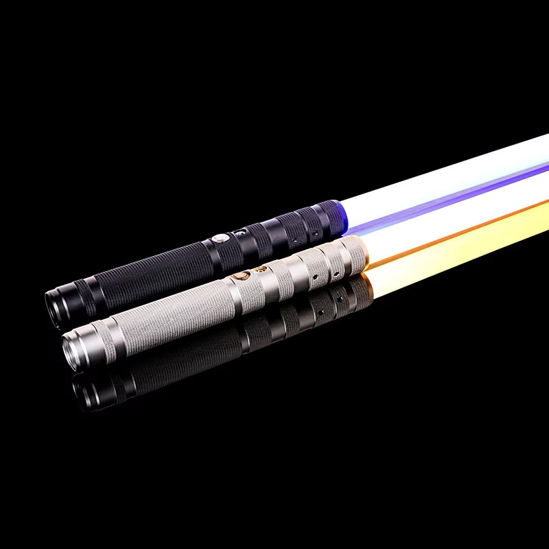 DiXinNi Lichtschwert, Metallgriff, RGB 16 Farben, mit Duell-Sound, LED-USB-Aufladung - Bild 2