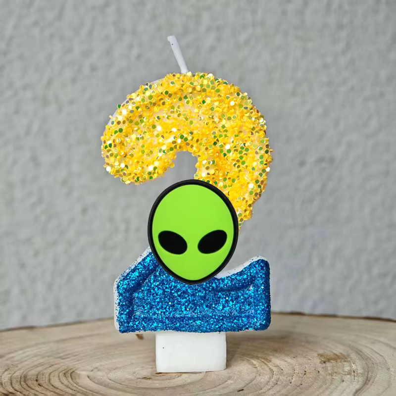 Potdemiel Alien Kerze in Multicolour als Weltraum-Themen Deko für Kindergeburtstage und UFO-Partys - Bild 2