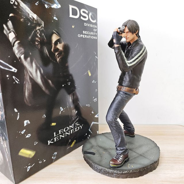 Bandai Resident Evil Leon Scott Kennedy Spielfigur, Einzelfigur, Schwarz - Bild 1