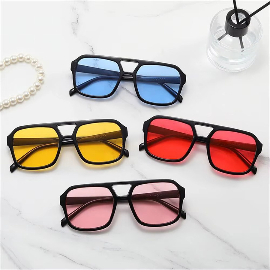 Quadratische Sonnenbrille, Vollrand, Kunststoff, Schwarz, Unisex - Bild 4