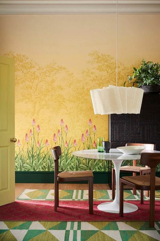 Little Greene Tapete Upper Brook Street Soleil in Gelb mit floralem Vintage-Design und botanischem Muster aus Vlies - Bild 2