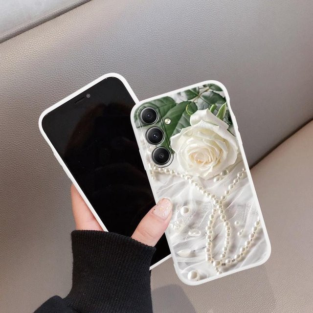 Stoßfeste und kratzfeste matte Handyhülle mit Blumenmuster von funads in Weiß für iPhone, Samsung, Xiaomi, Huawei, Honor und Realme - Bild 1
