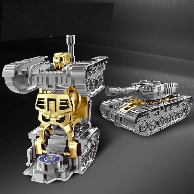 Linyi toy car Rotierender Mech Simulation Panzer Transformation Roboter, Spielzeug Modell, ab 14 Jahre - Bild 1