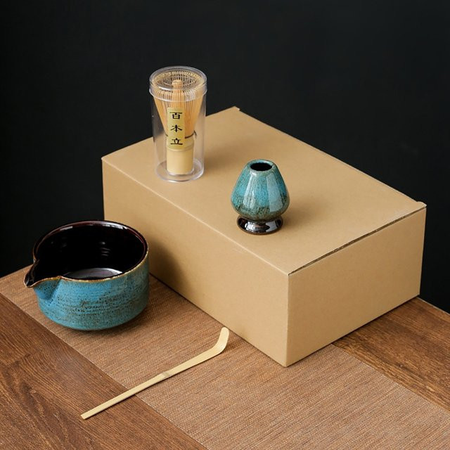Dreamburgh Matcha Tee-Set aus Bambus und Keramik in Blau, 4-teiliges Set mit Teeschale 430 ml, Matcha-Besen, Teelöffel und Teehalter - Bild 1
