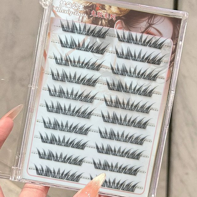 Cotremyp Falsche Wimpern, 3D Wispy, 10 Reihen, 9–11 mm - Bild 1