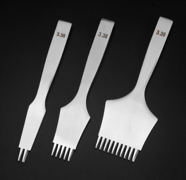 QJH Lederstanzwerkzeug Meißel aus Stahl in Silber mit den Größen 2,7 mm, 3,0 mm, 3,38 mm und 3,85 mm - Bild 1