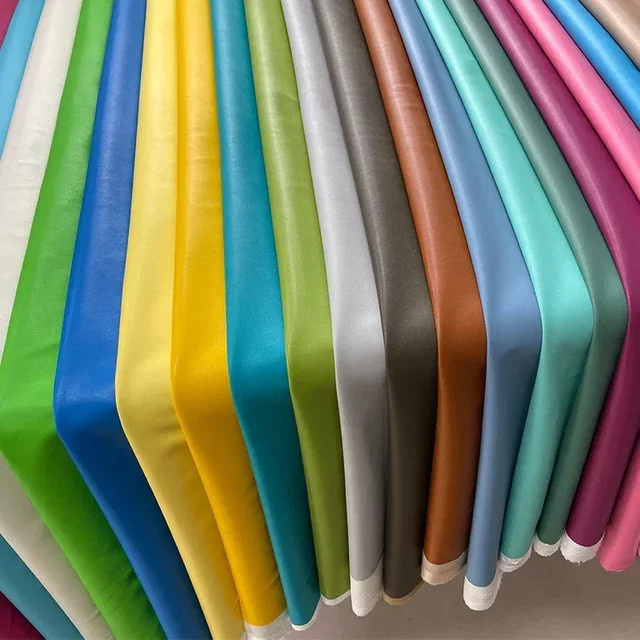 Elastischer Kunstlederstoff als Meterware für DIY-Projekte, Polsterung und Kleidung, Farben: Silber, Blau, Gelb - Bild 1