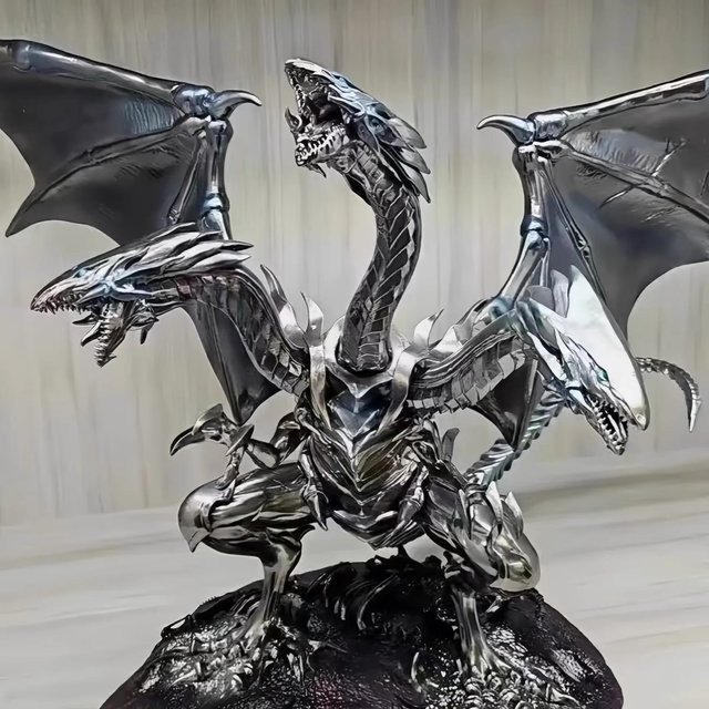 Bandai Yu-Gi-Oh! Blue Eyes Ultimate Dragon Figur, PVC-Statue, adults - Bild 1