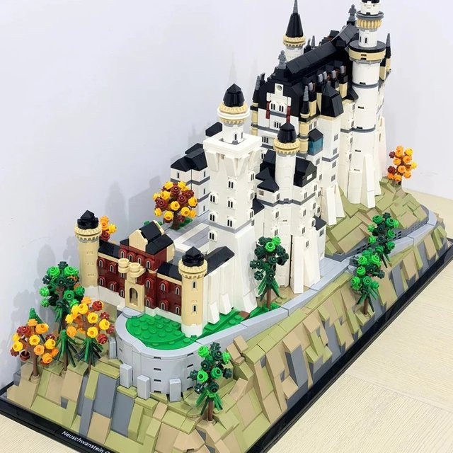 YMOLGA Schloss-Konstruktion, Baustein-Set, Architektur-Modell, ab 14 Jahren - Bild 1