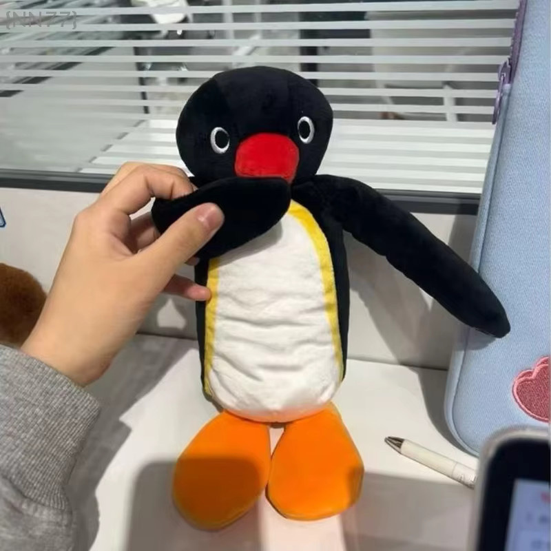 Pinguin Plüsch Federmäppchen im Cartoon-Design als großes Schreibwaren Etui für Studenten - Bild 1