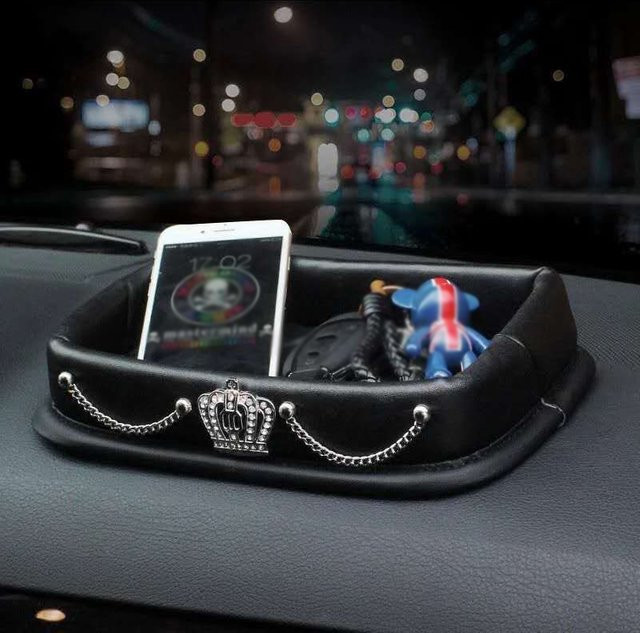 Baisher Auto Armaturenbrett Organizer aus PU-Leder in Schwarz für Handy, Schlüssel und Münzen - Bild 1
