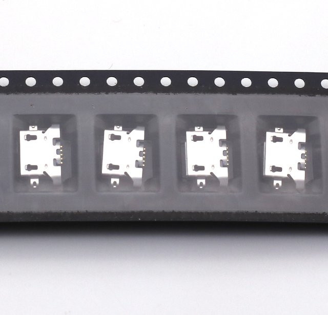 100 Stück Micro USB Ladebuchsen Ersatz-Stecker in Silber für Motorola Moto E3 XT1706, G8 Power Lite XT2055, G5 XT1672 und XT1671 - Bild 1