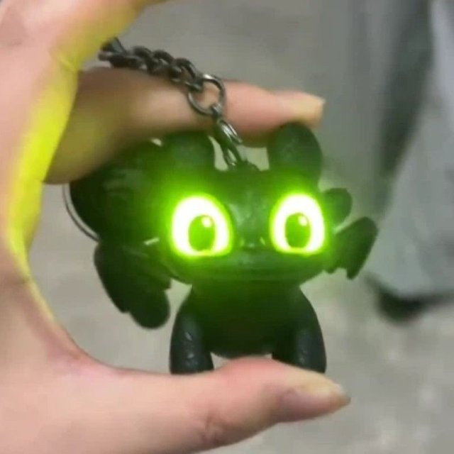 Beast Kingdom Zahnloser Baby-Schlüsselanhänger, Plüschpuppen-Anhänger, leuchtend, mit beweglichen Flügeln - Bild 1