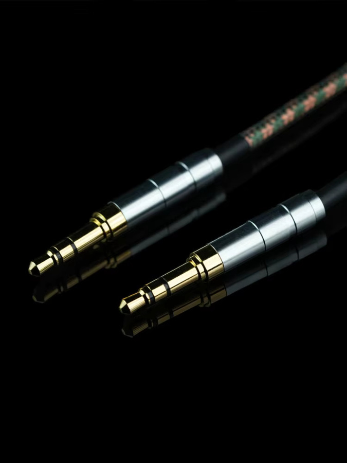 Hedacabl HD-04 Kopfhörerkabel in Schwarz mit Dual 3,5mm auf 4,4mm Anschluss für Beyerdynamic, HiFiMan, Focal, Audeze LCD1 und Sony Kopfhörer - Bild 1