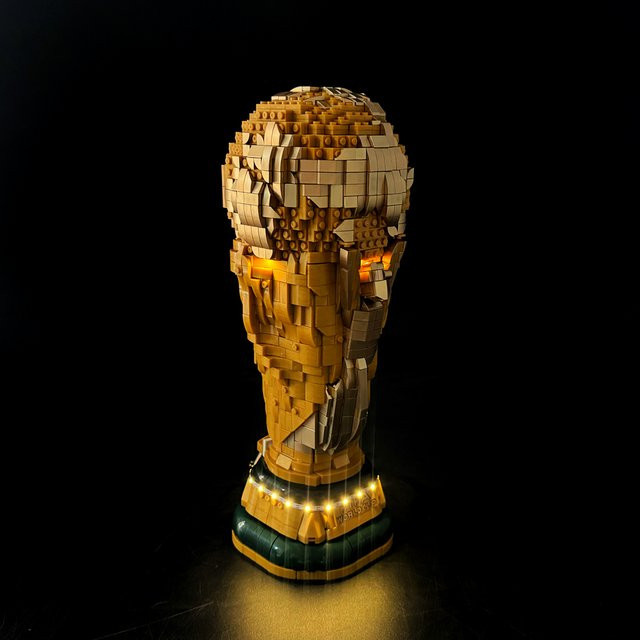 BYB LED-Lichtset für Lego 43020 Editions World Cup in Gold/Messing mit warmweißem Licht - Bild 1