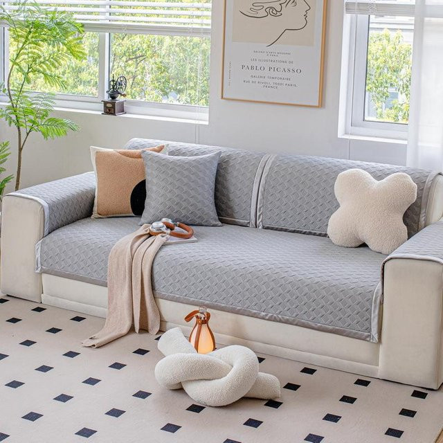 Super Six Sofakissenbezug aus Eis-Seide in Creme, rutschfest und modern, B/H: 70 x 70 cm - Bild 1