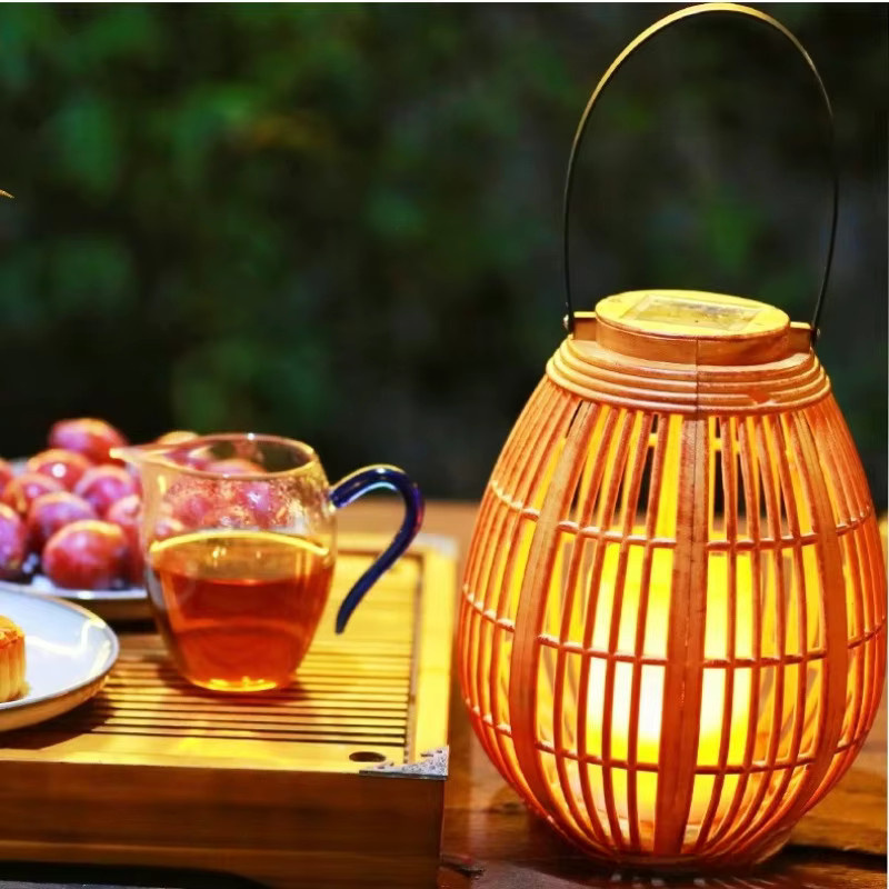 Claeted Solar LED Laterne aus Kunststoff in Braun mit warmweißem Licht, wasserdichte Gartenbeleuchtung für Hof und Villa, B/T/H: 18,0 x 18,0 x 35,0 cm - Bild 3