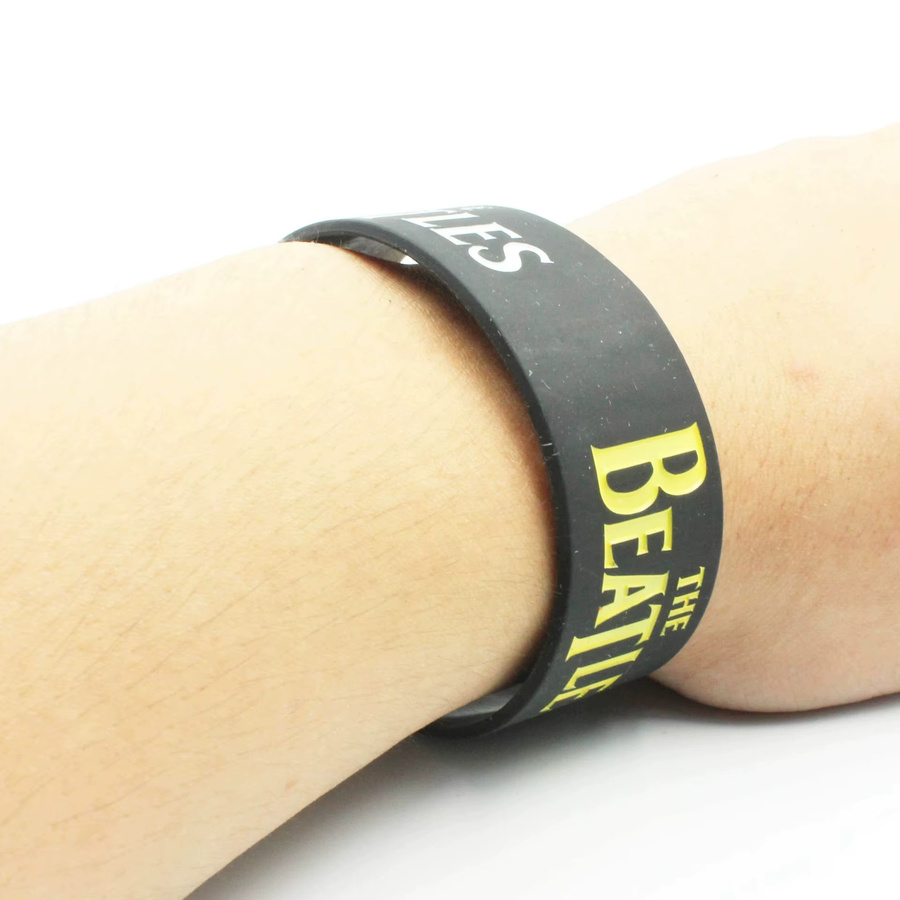 THE BEATLES Armband, Silikon, Schwarz, Unisex, 2,5 cm breit - Bild 2