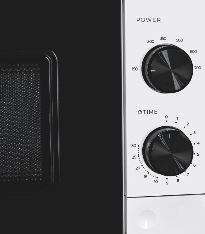 Exquisit Solo-Mikrowelle MW950-070 in Weiß mit 20 Litern Volumen und 700 Watt Leistung - Bild 6