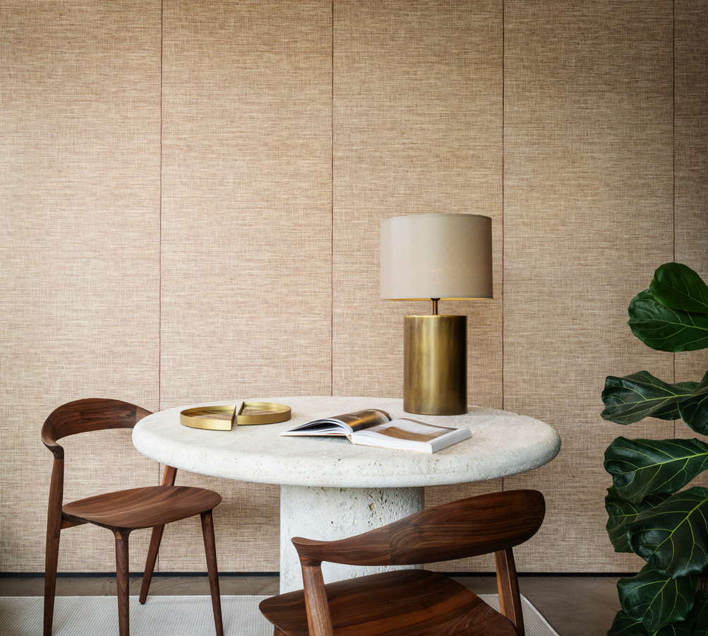 Arte International Essentials Wallpaper Le Raphia Tisse gestreift in Rot und Beige aus Vlies und Vinyl - Bild 1