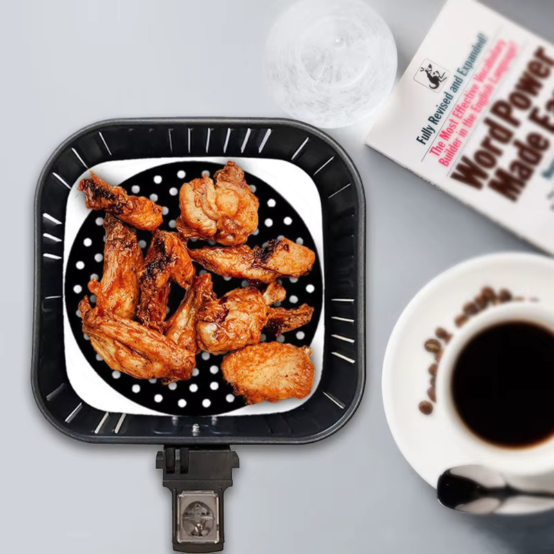 Wiederverwendbare Air Fryer Silikon Matte in Schwarz, quadratische Antihaft-Backmatte für Heißluftfritteusen - Bild 2