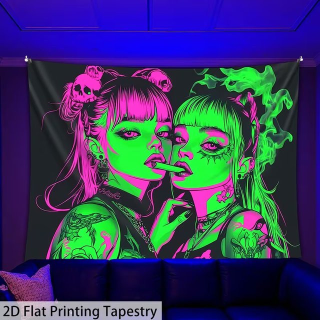 VIKAMA Gothic Girl Fluoreszierender Wandteppich mit Dark-Wind-Print in Multicolour, Rechteckig, Breite: 60 cm, Höhe: 40 cm - Bild 1