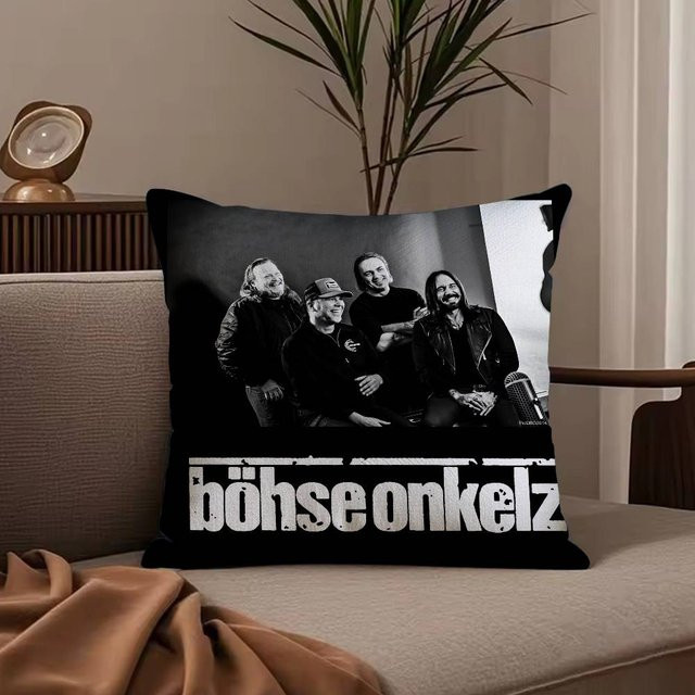 ZX Blanket Kissenbezug Rock B-Bohse o-Onkelz mit Milbenschutz aus schwarzem Plüsch, B/T: 40 x 40 cm - Bild 1