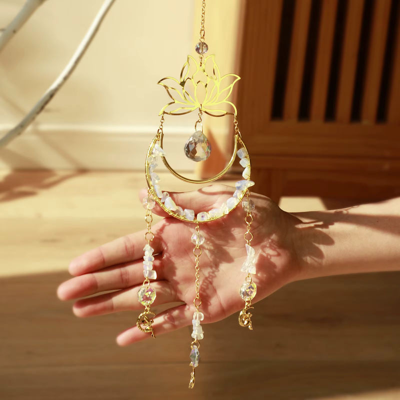 Kristall-Sonnenfänger mit Mond und Engel als hängende Dekoration aus buntem Glas in Bohemian-Stil - Bild 2