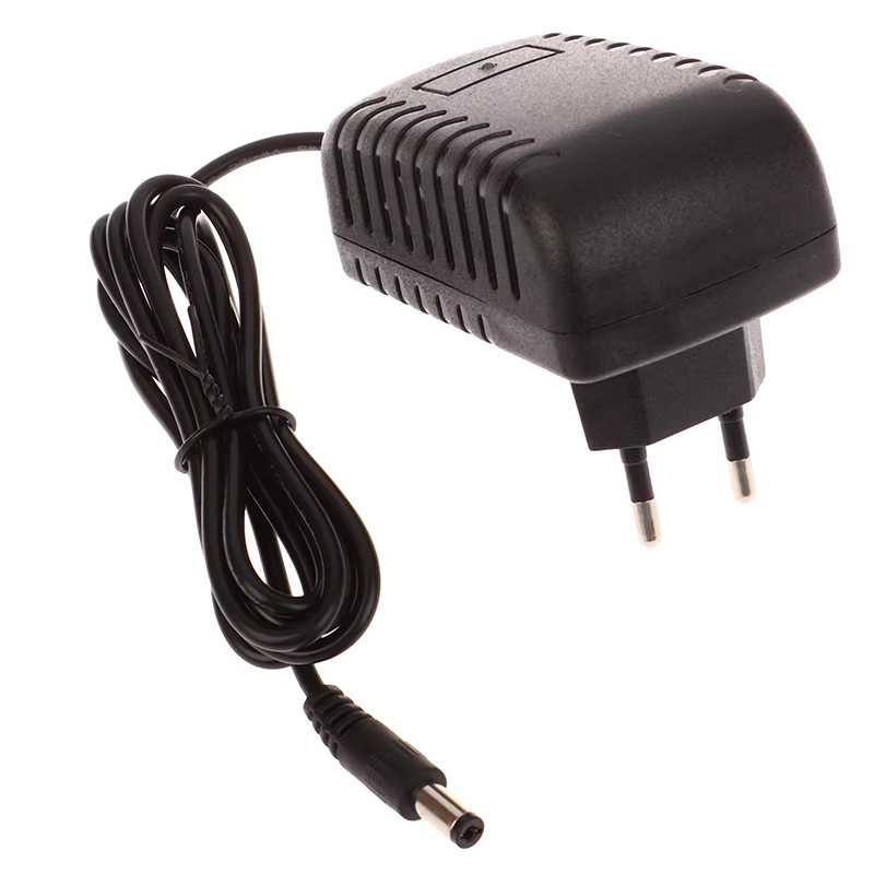Universal 12V Ladegerät für elektrische Kinderautos mit europäischem Stecker in Schwarz - Bild 3